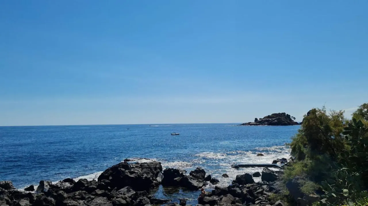 Appartamento Fronte Mare Aci Trezza Aci Castello Apartment