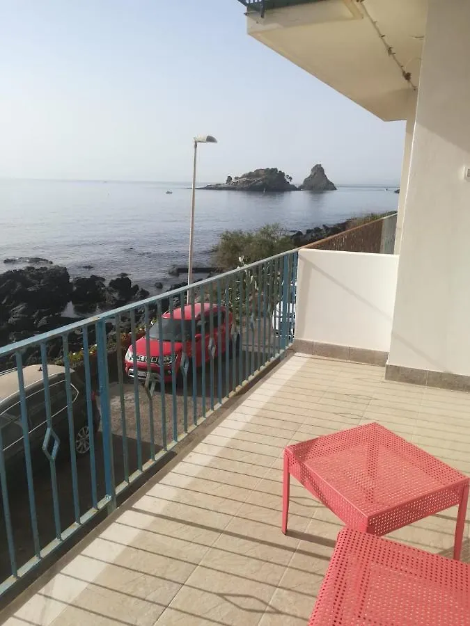 Appartamento Fronte Mare Aci Trezza Aci Castello 0*,