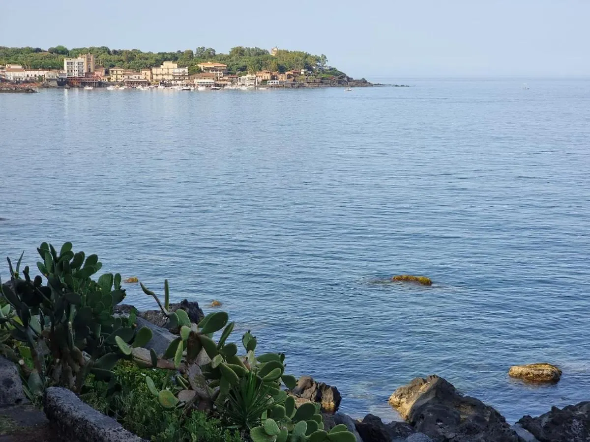 Appartamento Fronte Mare Aci Trezza Aci Castello 0*,  Italie
